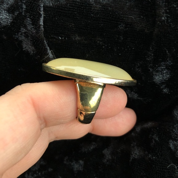 Gold & Resin Adjustable Ring - Picture 5 of 5